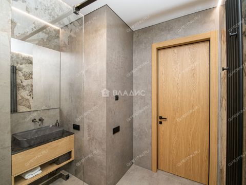 2-komnatnaya-ul-eniseyskaya-d-1a фото