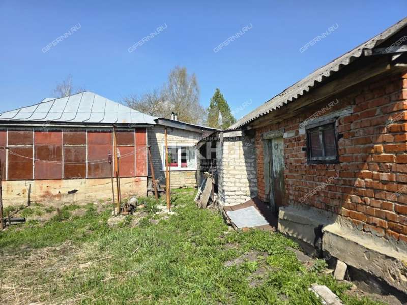дом на Октябрьской улице город Лукоянов