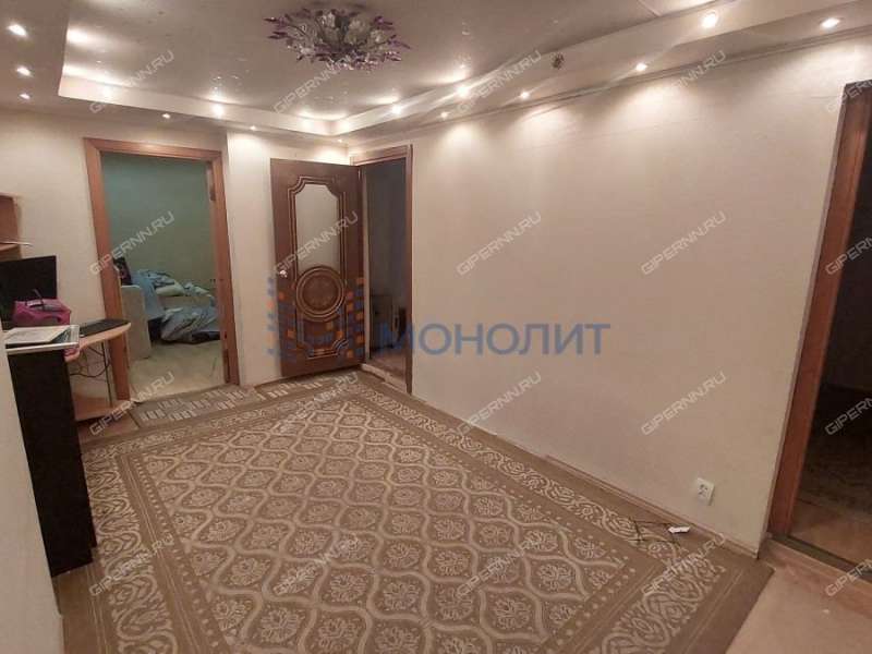 трёхкомнатная квартира на улице Литвинова дом 40