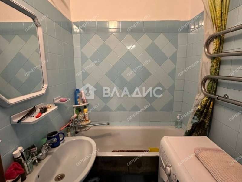 трёхкомнатная квартира на Ижорской улице дом 34