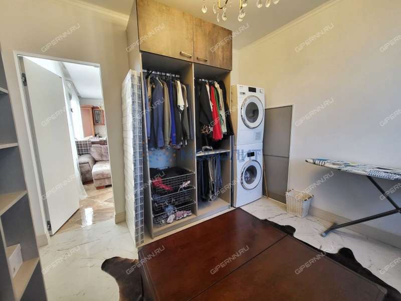 трёхкомнатная квартира на улице Бетанкура дом 6