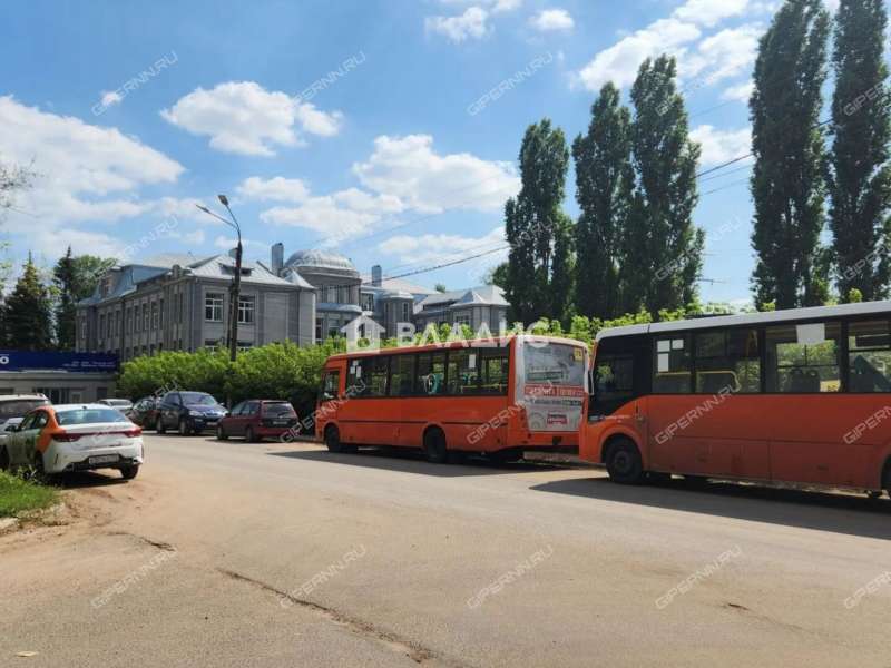 трёхкомнатная квартира на Партизанской улице дом 2