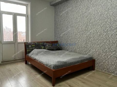 3-komnatnaya-ul-gvardeycev-d-8 фото