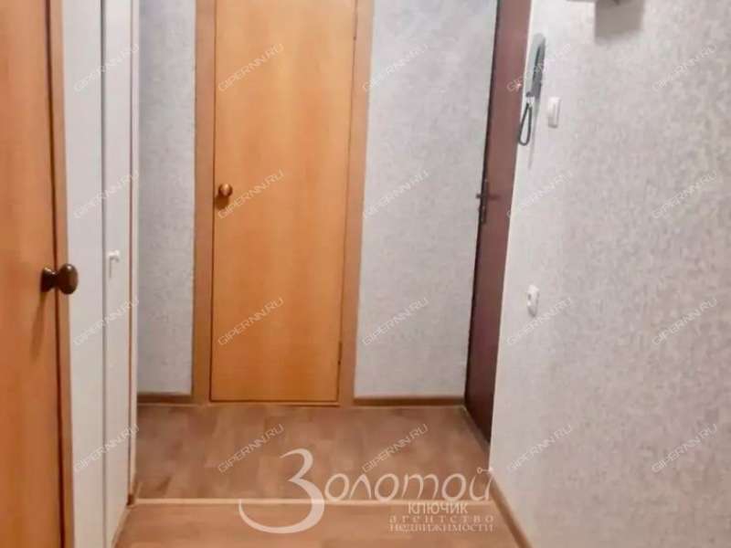 трёхкомнатная квартира на Космической улице дом 52