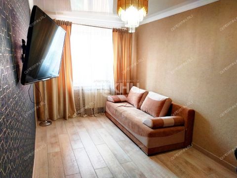 3-komnatnaya-ul-oktyabrskoy-revolyucii-d-40 фото