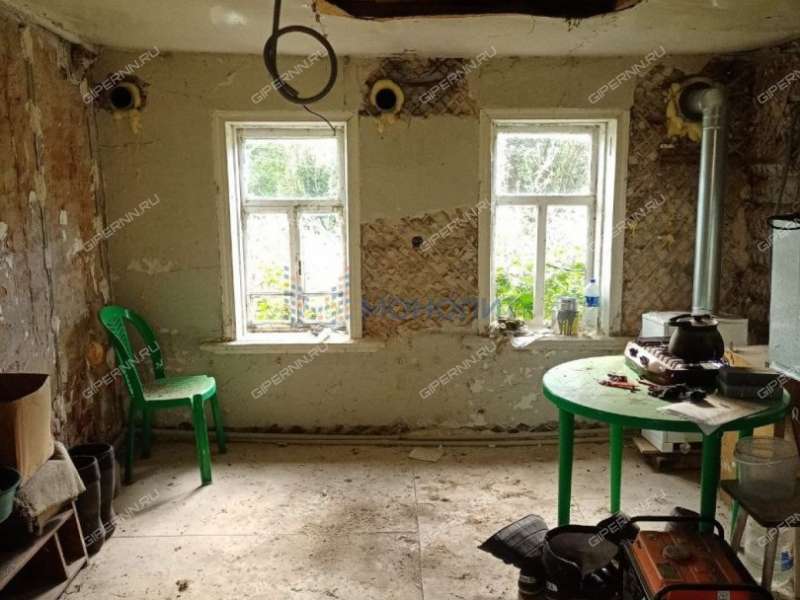 дом на Подгорной улице село Толба