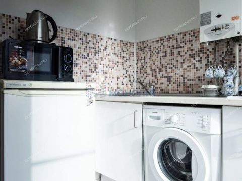 2-komnatnaya-ul-izhorskaya-d-37 фото