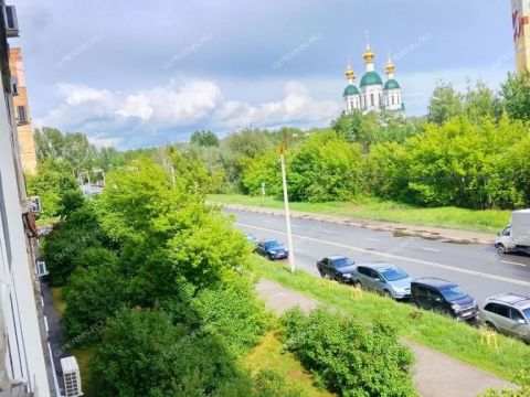 2-komnatnaya-ul-geroya-shnitnikova-d-8 фото