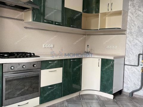 3-komnatnaya-ul-gvardeycev-d-8 фото