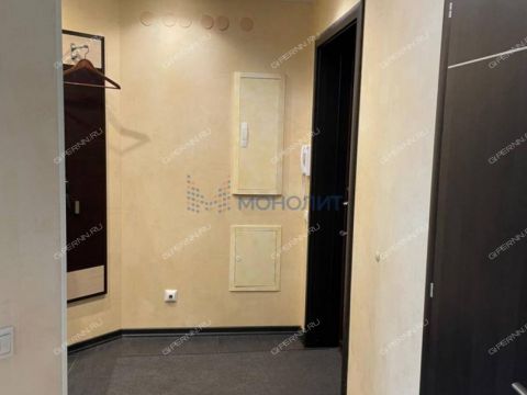 4-komnatnaya-ul-rodionova-d-197-k1 фото