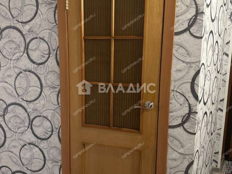 двухкомнатная квартира в 2-м микрорайоне дом 16 город Богородск