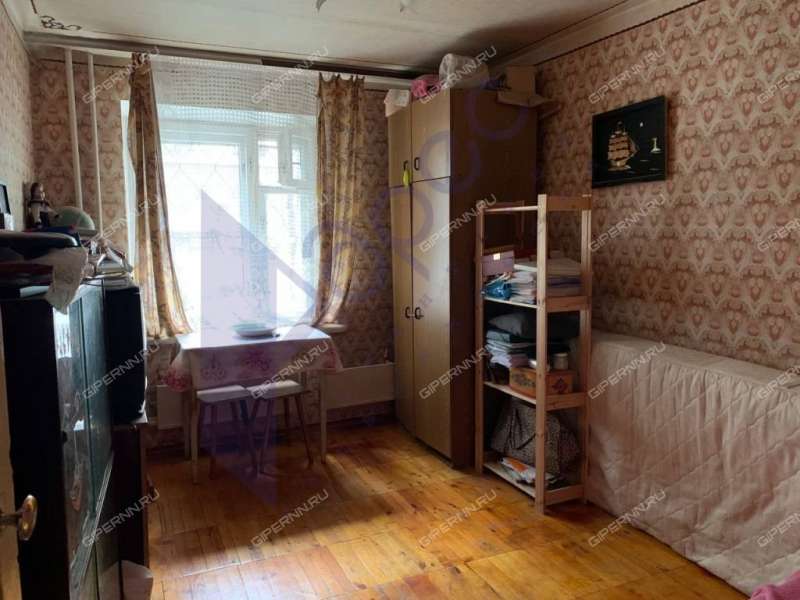 трёхкомнатная квартира на улице Воровского дом 11