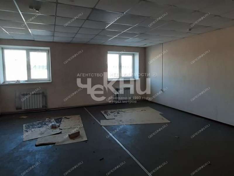 помещение под производственную площадь на улице Геологов