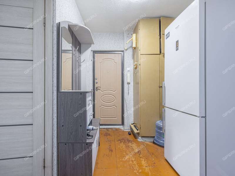 двухкомнатная квартира на улице Бурденко дом 14