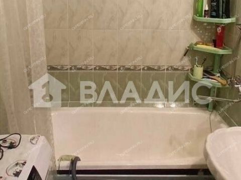 3-komnatnaya-ul-rodionova-d-180 фото