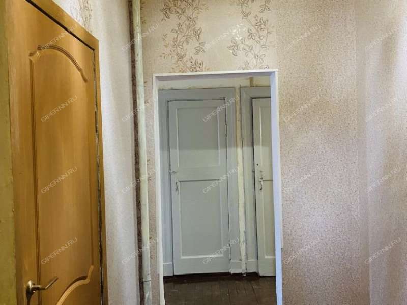 комната в доме 9 на Молодёжном проспекте