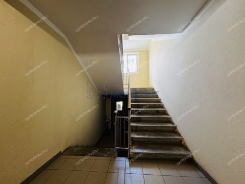2-komnatnaya-ul-studgorodok-d-24 фото
