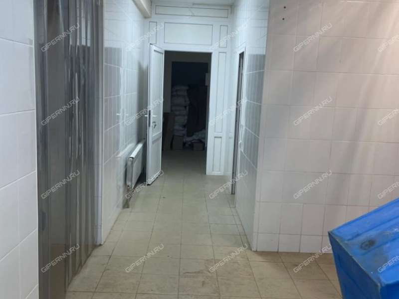 здание под офис, торговую площадь на д 11 рабочий посёлок Неклюдово