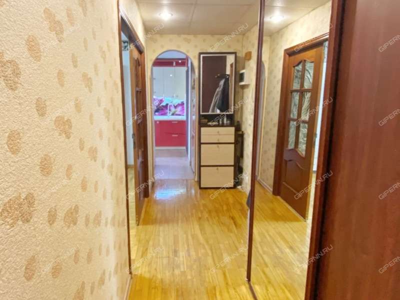 трёхкомнатная квартира на улице Сергея Есенина дом 14