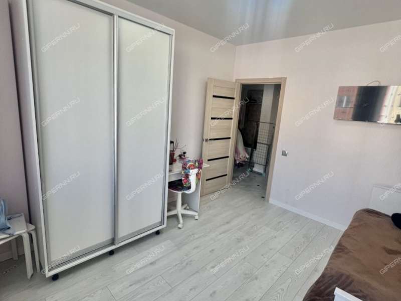 трёхкомнатная квартира в 6-м микрорайоне дом 36 город Кстово