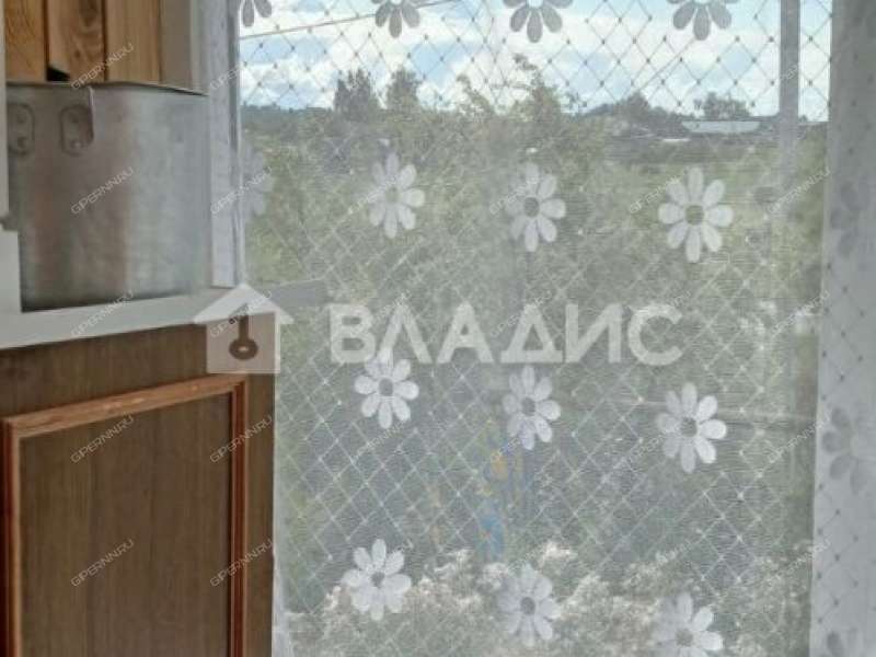 трёхкомнатная квартира на улице 40 лет Победы дом 3 село Свобода