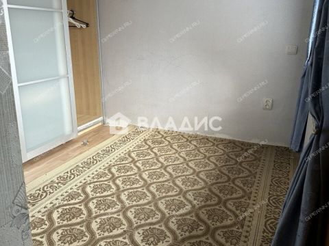 4-komnatnaya-ul-litvinova-d-40 фото