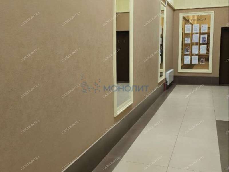 трёхкомнатная квартира на площади Свободы дом 7