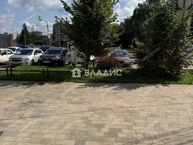 помещение под помещение свободного назначения на улице Ефремова