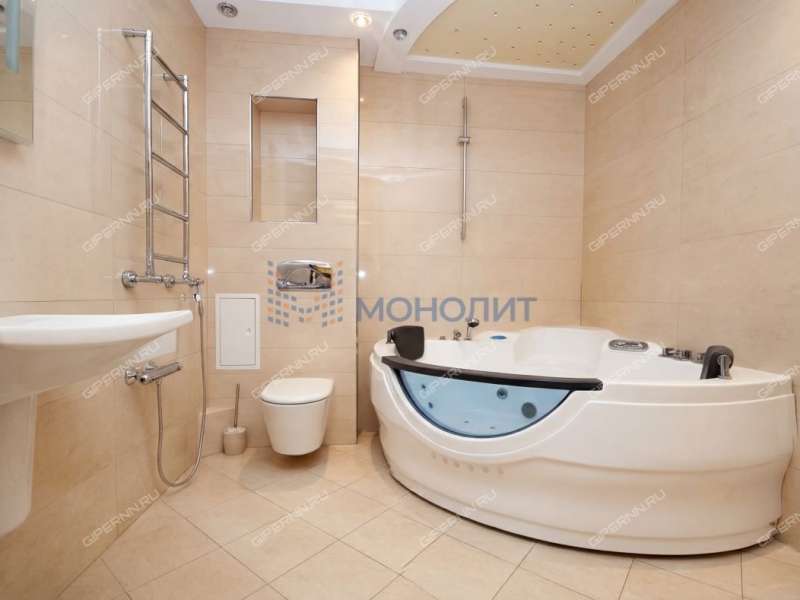 трёхкомнатная квартира на улице Белинского дом 58/60