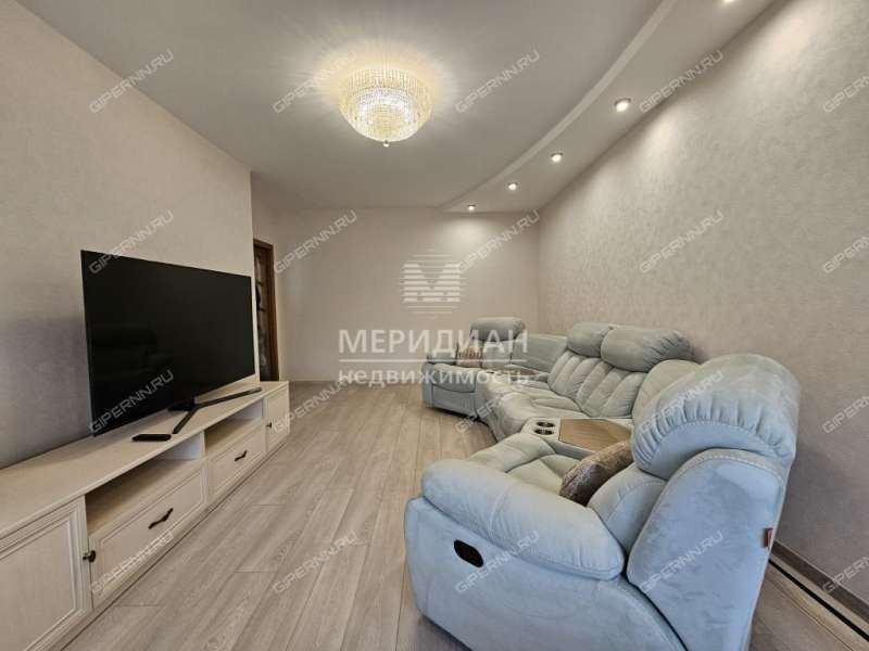 трёхкомнатная квартира на Арзамасской улице дом 5