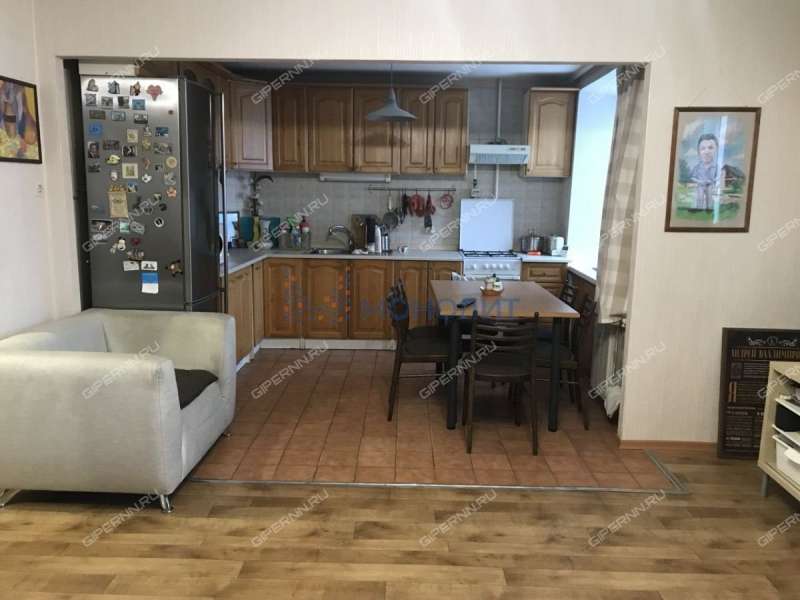 четырёхкомнатная квартира на улице Кащенко дом 27