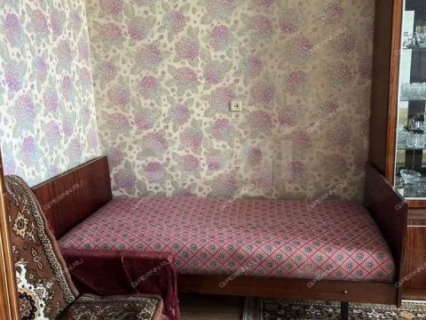 1-komnatnaya-ul-admirala-makarova-d-8-k1 фото