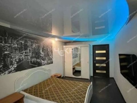 3-komnatnaya-ul-verhnepecherskaya-d-8-k2 фото