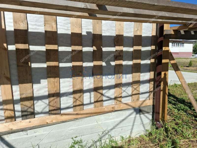 дом на Школьной улице деревня Полом