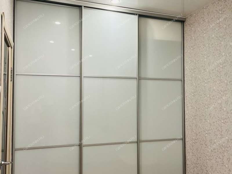 двухкомнатная квартира на улице Сестёр Рукавишниковых дом 26