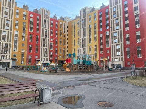 2-komnatnaya-ul-romantikov-d-6 фото