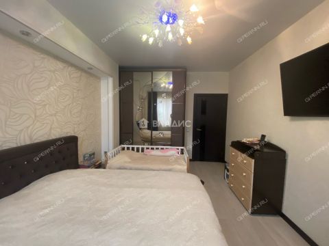 2-komnatnaya-b-r-60-letiya-oktyabrya-d-23-k1 фото