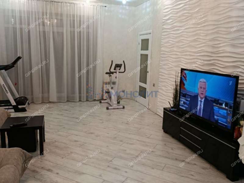 дом на улице Контак город Урень