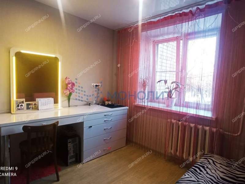 четырёхкомнатная квартира на улице Адмирала Макарова дом 8 к1