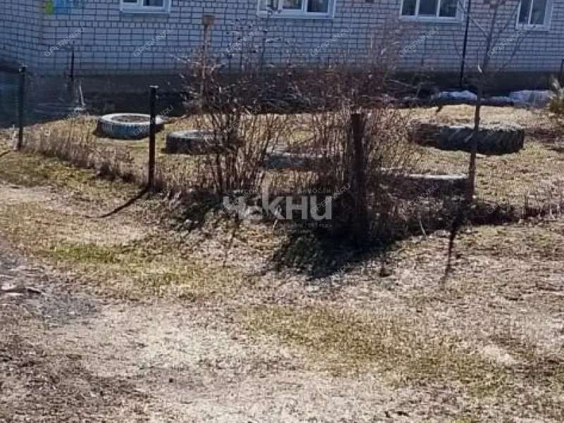 трёхкомнатная квартира на Молодёжной улице дом 9 город Лысково