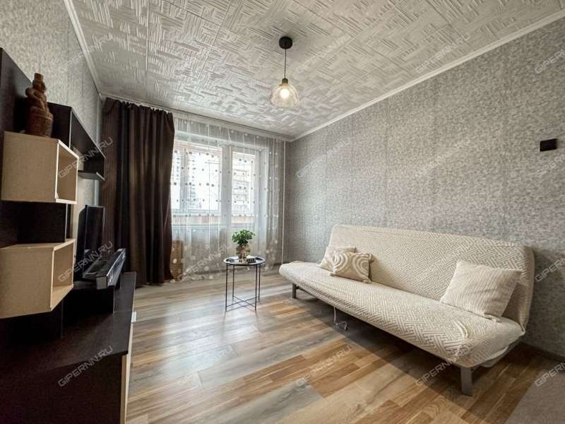 однокомнатная квартира на Мончегорской улице дом 3/2