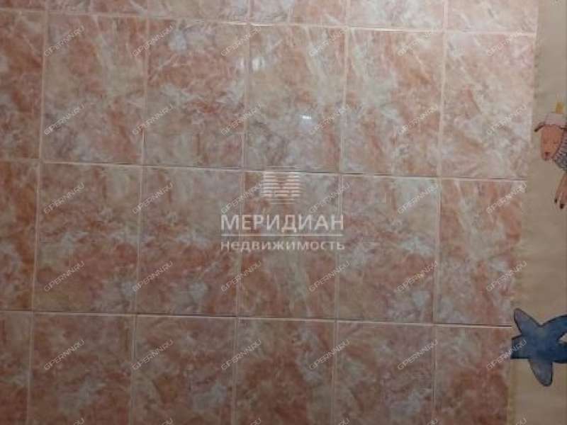 трёхкомнатная квартира на улице Героя Шнитникова дом 20