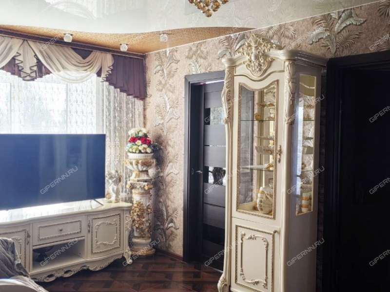 трёхкомнатная квартира на Школьной улице дом 23 посёлок Ждановский