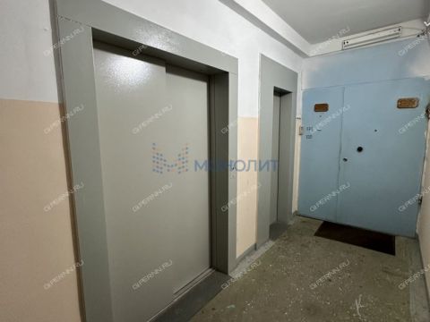 3-komnatnaya-ul-proletarskaya-d-6 фото
