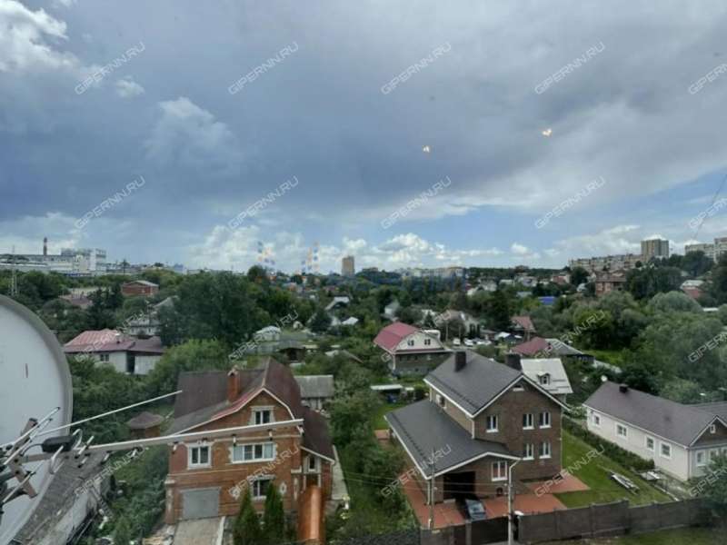 трёхкомнатная квартира на Эпроновской улице дом 10