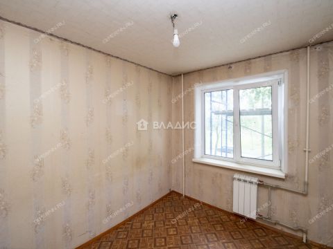 2-komnatnaya-ul-yuliusa-fuchika-d-37 фото