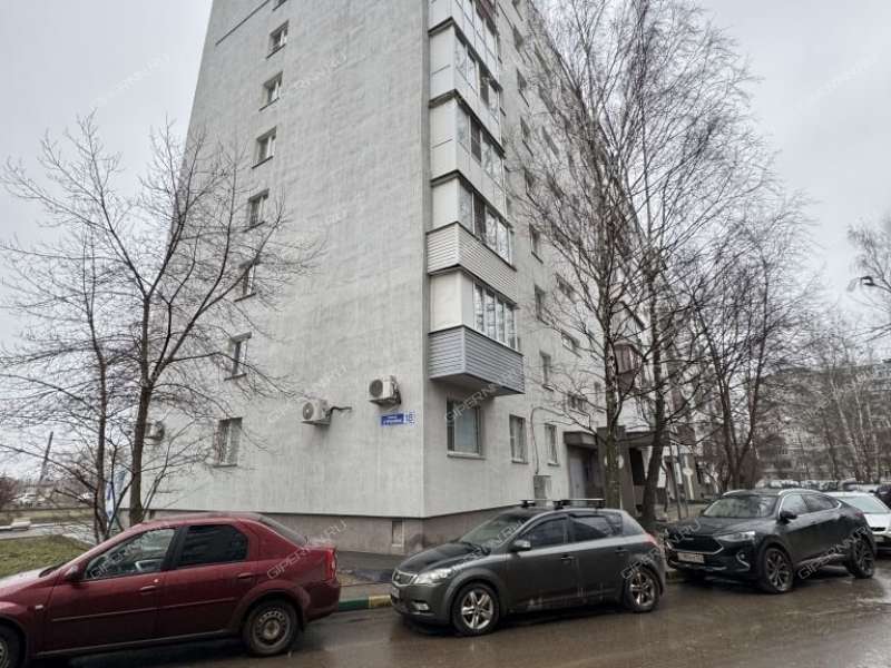 однокомнатная квартира на улице Строкина дом 18