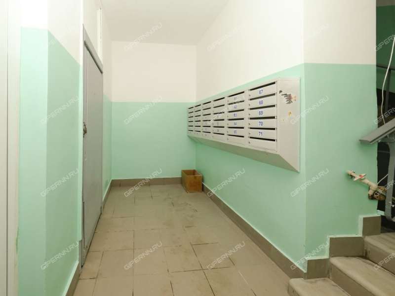 трёхкомнатная квартира на улице Адмирала Макарова дом 12