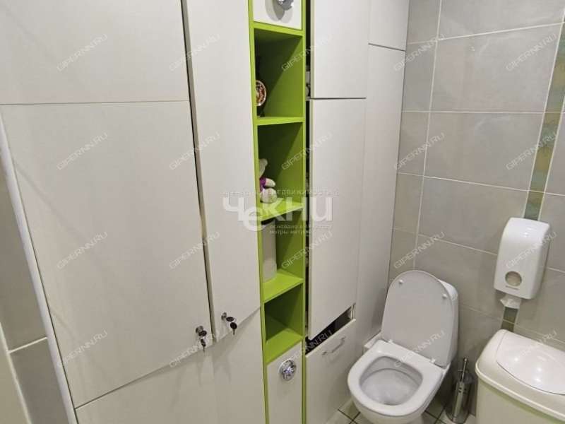 помещение под помещение свободного назначения на улице Звездинка