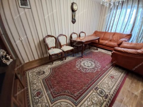 2-komnatnaya-ul-verhnepecherskaya-d-1 фото